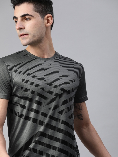 

WROGN ACTIVE Men Grey Printed Round Neck T-shirt