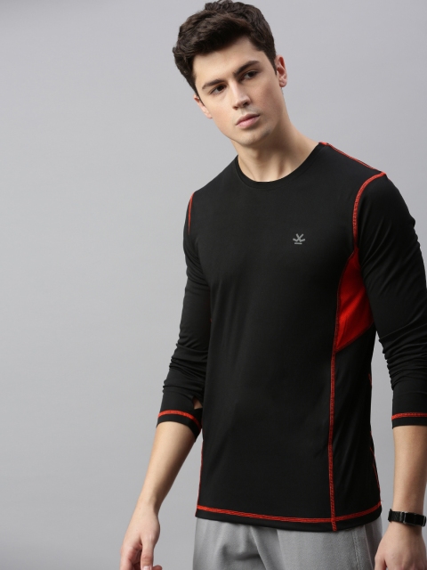 

WROGN ACTIVE Men Black Solid Round Neck T-shirt