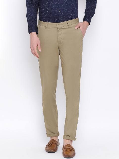 

Richlook Men Beige Slim Fit Solid Chinos