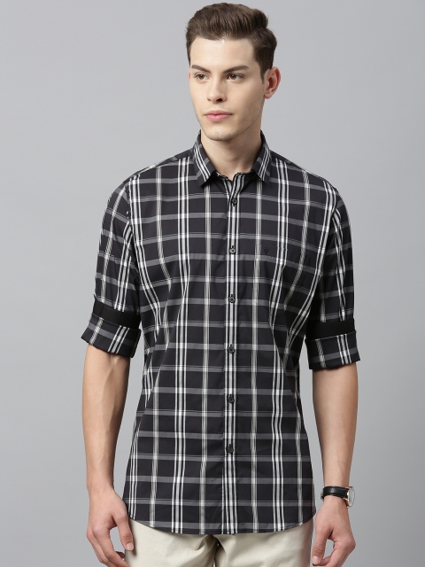 

Van Heusen Sport Men Black & White Slim Fit Checked Casual Shirt