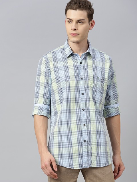 

Van Heusen Sport Men White & Blue Slim Fit Checked Casual Shirt