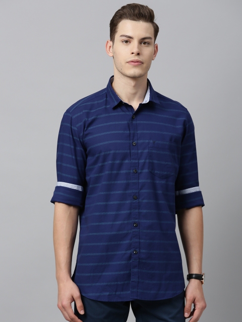 

Van Heusen Sport Men Blue & White Slim Fit Striped Casual Shirt