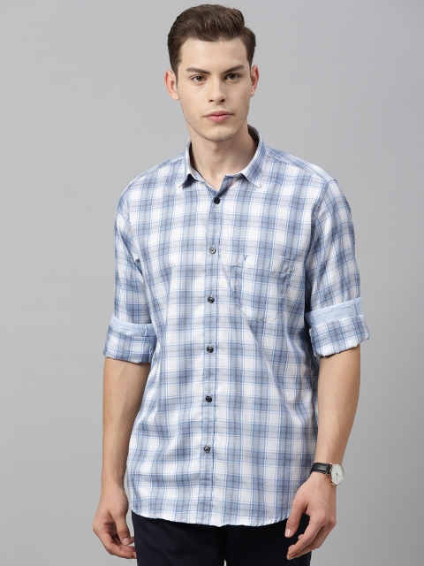 

Van Heusen Sport Men White & Blue Slim Fit Checked Casual Shirt