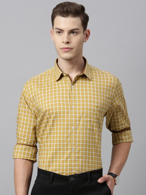 

Van Heusen Sport Men Mustard & White Slim Fit Checked Casual Shirt
