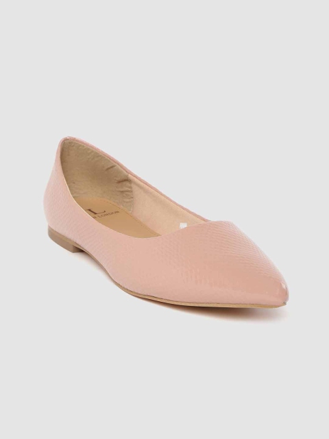 

Carlton London Women Peach-Coloured Snakeskin Textured Ballerinas