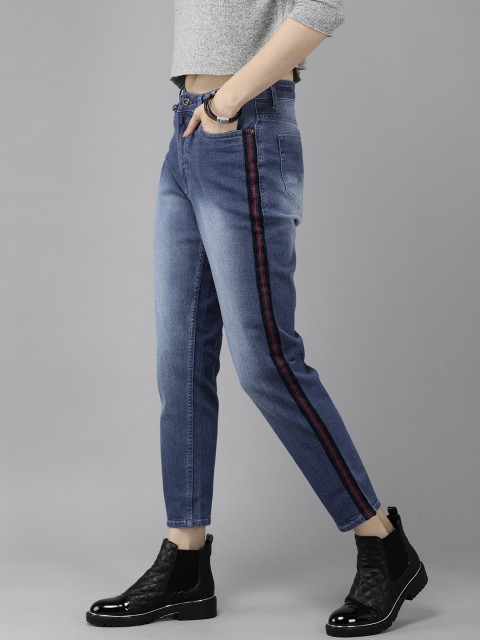 

Roadster Women Blue Boyfriend Fit High-Rise Heavy Fade Stretchable Side Tape Jeans