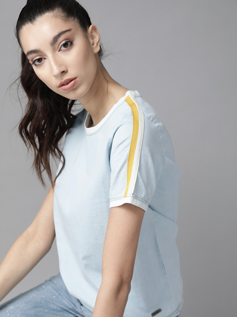 

Roadster Women Blue Cotton Solid Round Neck Denim T-shirt