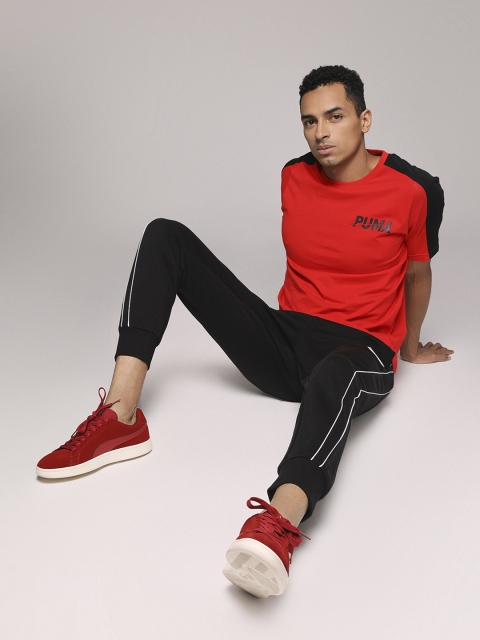 

Puma Unisex Red Smash v2 Suede Sneakers