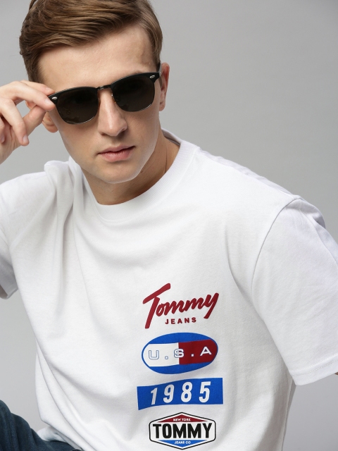 

Tommy Hilfiger Men White Printed Round Neck T-shirt