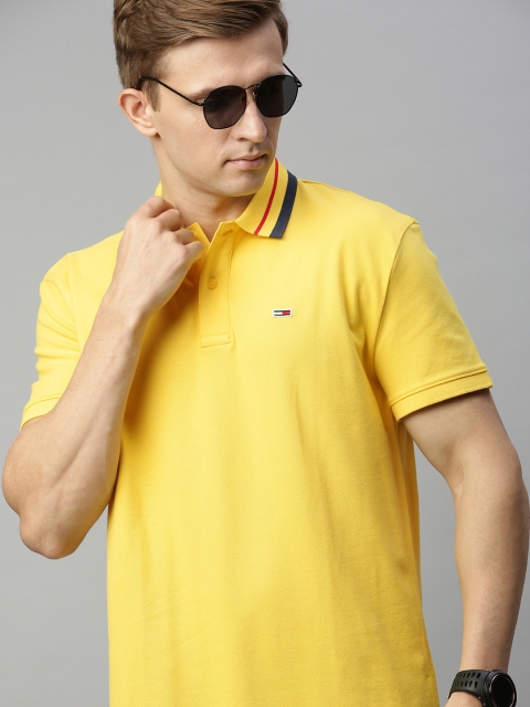 

Tommy Hilfiger Men Yellow Solid Polo Collar T-shirt