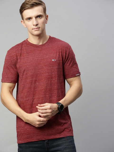 

Tommy Hilfiger Men Maroon Solid Round Neck Heather T-shirt