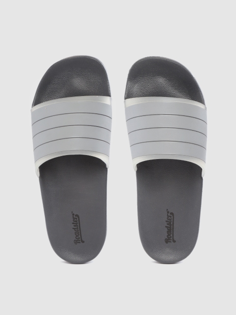 

Roadster Men Grey Self-Striped Sliders