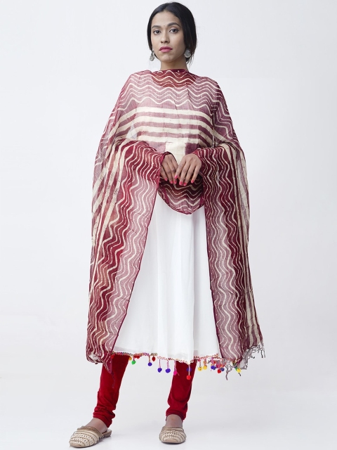 

Unnati Silks Maroon & Off-White Bagru Printed Sustainable Dupatta