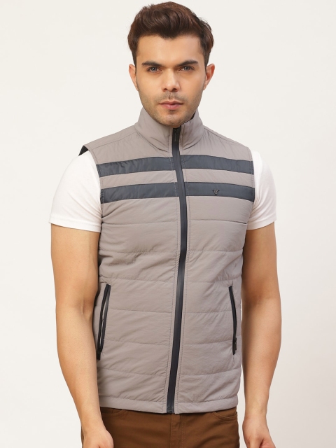 

Pierre Carlo Men Grey & Navy Blue Solid Reversible Padded Jacket