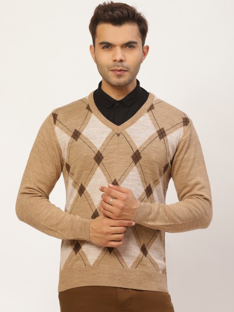 

Pierre Carlo Men Beige & Off-White Argyle Pullover Sweater