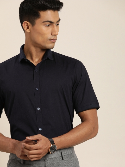

INVICTUS Men Navy Blue Slim Fit Solid Formal Shirt