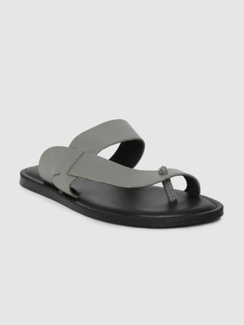 

Stieiger Men Grey Leather Sandals