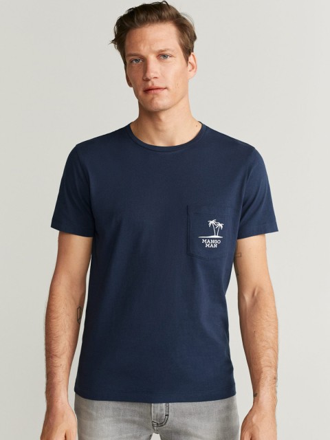 

MANGO MAN Men Navy Blue Solid Round Neck T-shirt