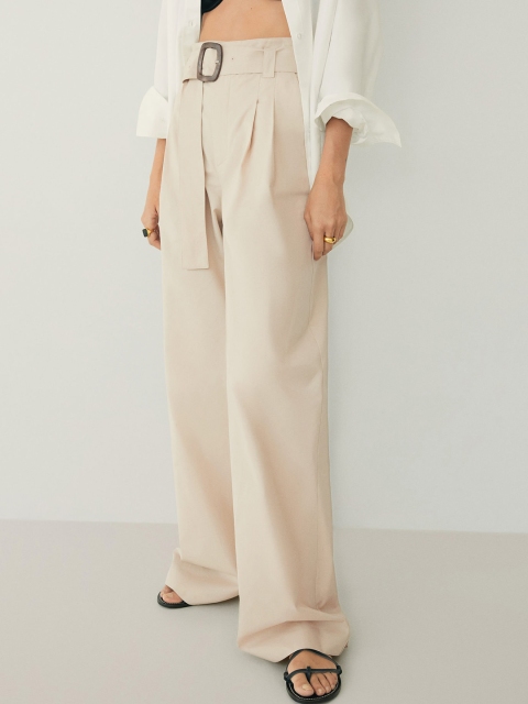 

MANGO Women Beige Pleated Straight Fit Solid Trousers With Belt