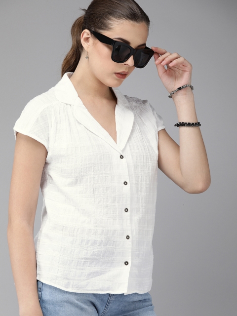 

Roadster Women White Regular Fit Self Design Casual Shirt