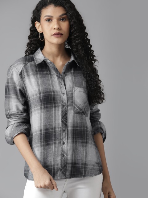 

Roadster Women Grey & Blue Pure Cotton Regular Fit Checked Flannel Casual Shirt