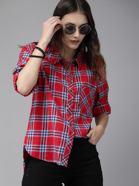 

Roadster Women Red & Blue Regular Fit Checked Casual Shirt