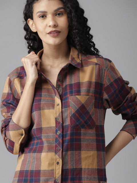 

Roadster Women Beige & Maroon Pure Cotton Regular Fit Checked Flannel Casual Shirt