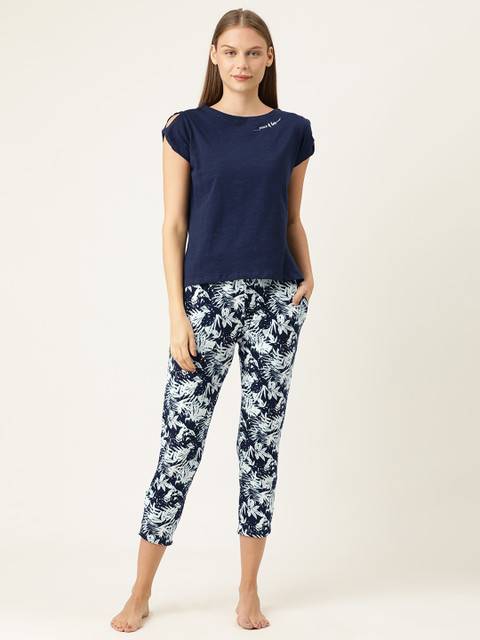 

Enamor Women Multicoloured Solid Night suit, Multi