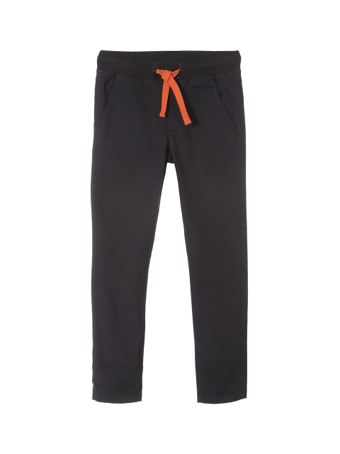 

LINCOLN & SHARKS Boys Black Slim Fit Solid Regular Trousers