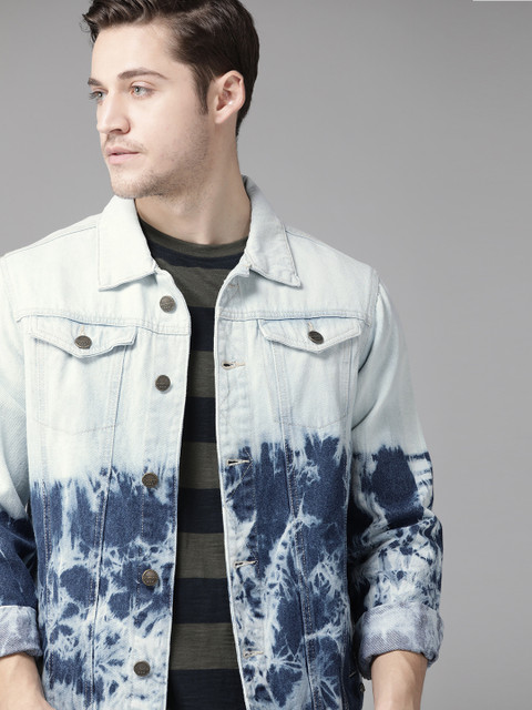 

Roadster Men Blue Pure Cotton Bleached Denim Jacket