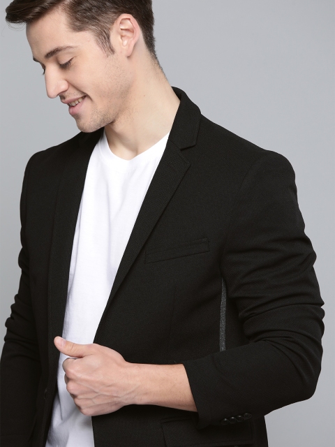 

Mast & Harbour Men Black Solid Regular Fit Smart Casual Blazer