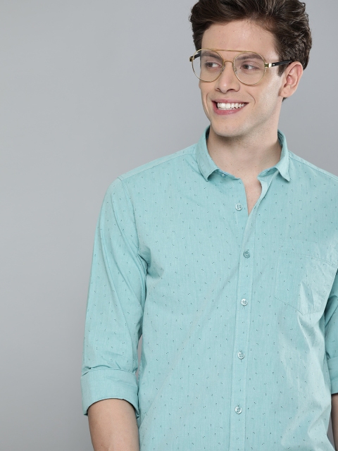 

Mast & Harbour Men Green Regular Fit Solid Casual Shirt