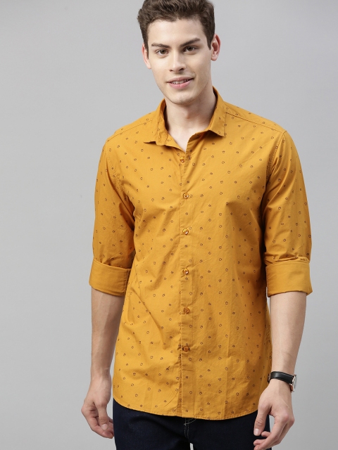 

Mast & Harbour Men Mustard Yellow & Brown Regular Fit Printed Casual Shirt