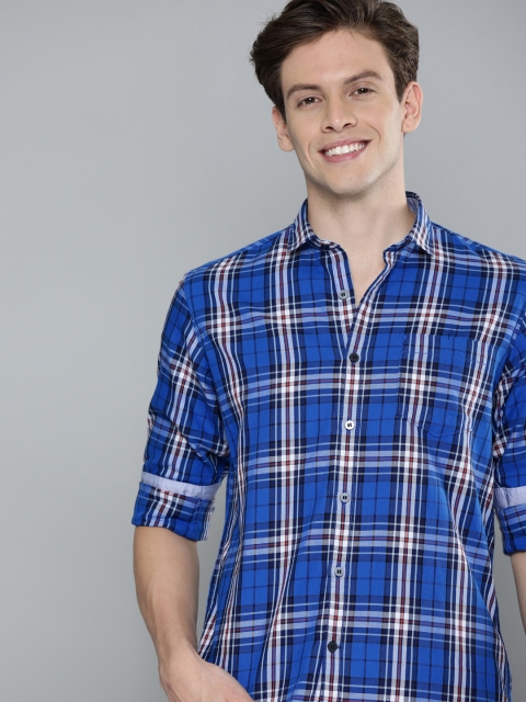 

Mast & Harbour Men Blue & White Regular Fit Checked Casual Shirt
