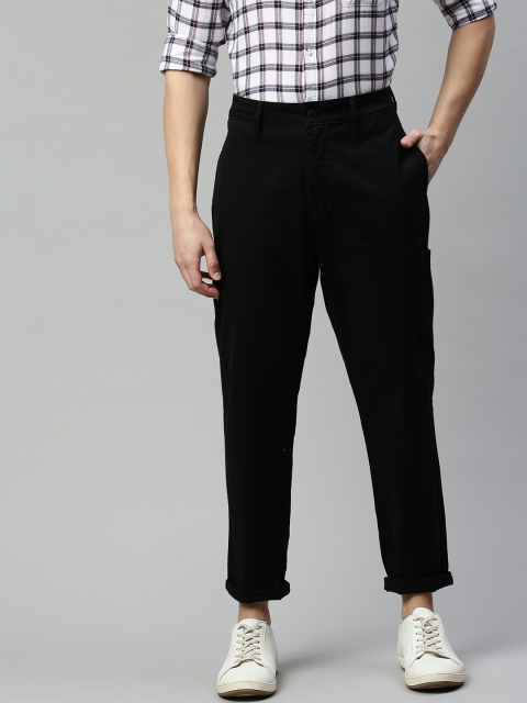 

Mast & Harbour Men Black Regular Fit Solid Chinos