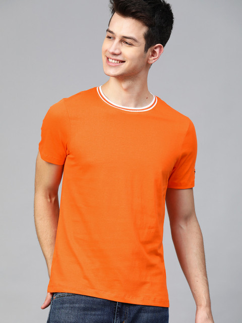 

Mast Harbour Men Orange Solid Round Neck Pure Cotton T-shirt