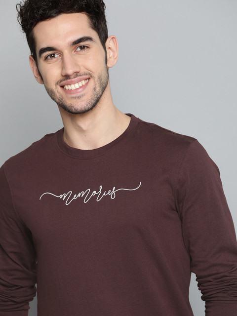 

Mast & Harbour Men Burgundy Typography Print Round Neck Pure Cotton T-shirt