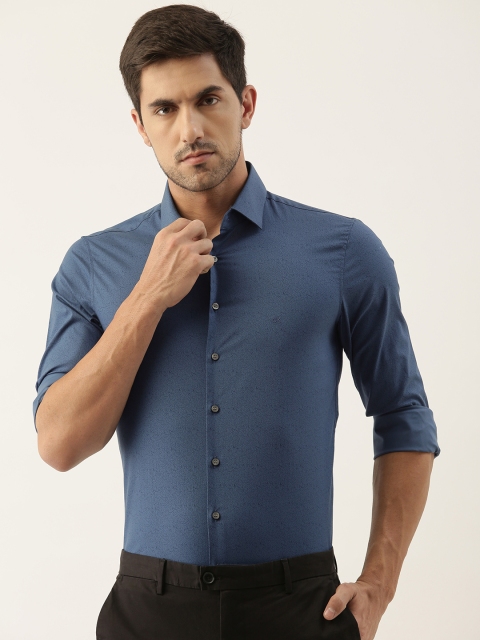 

Calvin Klein Jeans Men Blue Slim Fit Printed Smart Casual Shirt