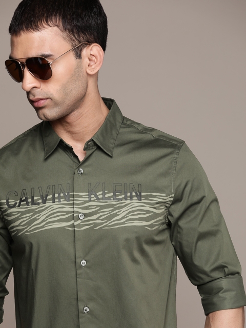 

Calvin Klein Jeans Men Olive Green Slim Fit Opaque Printed Casual Shirt