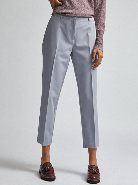 

DOROTHY PERKINS Women Grey Regular Fit Solid Cropped Formal Trousers