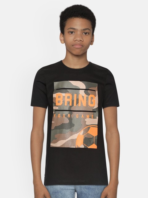 

HRX by Hrithik Roshan Boys Black Typographic Bio-Wash Active T-shirt