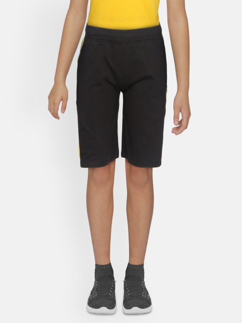 

HRX by Hrithik Roshan Boys Black Typographic Regular Fit Bio-Wash Lifestyle Shorts