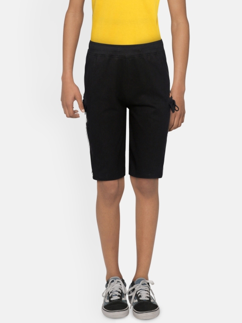 

HRX by Hrithik Roshan Boys Black Solid Boxy Fit Bio-Wash Lifestyle Shorts