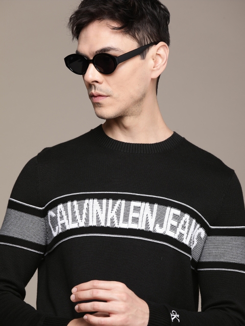 

Calvin Klein Jeans Men Black Embroidered Detail Pullover Sweater