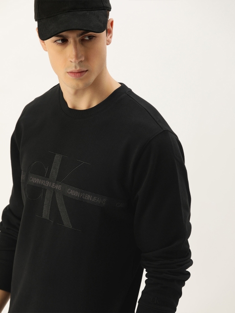 

Calvin Klein Jeans Men Black Embroidered Sweatshirt
