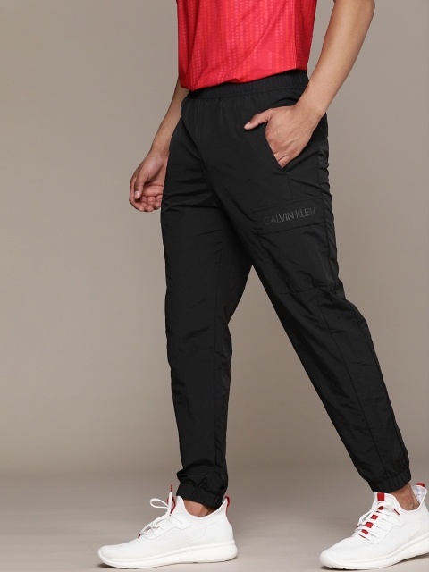 

Calvin Klein Jeans Men Black Solid Regular Trackpant
