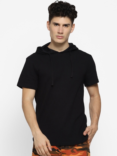

FOREVER 21 Men Black Solid Hood T-shirt
