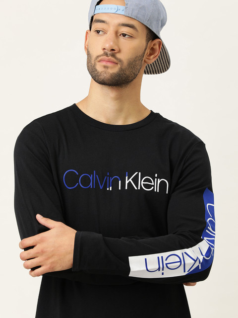 

Calvin Klein Jeans Men Black Colourblocked Round Neck T-shirt