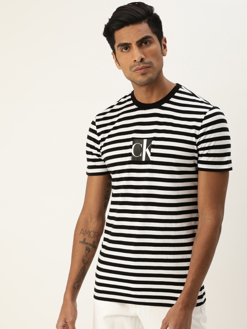 

Calvin Klein Jeans Men Black & White Organic Cotton Striped Round Neck T-shirt