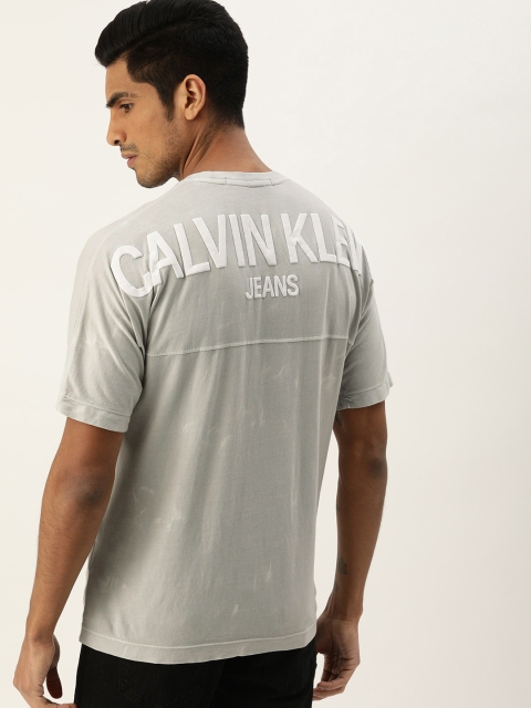 

Calvin Klein Jeans Men Grey Lava Dyed Round Neck T-shirt with Applique Detail
